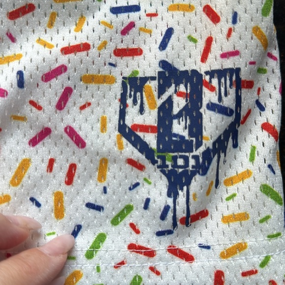 Baseball Lifestyle's Ice Cream Shorts - Vanilla
Youth large - Picture 4 of 8